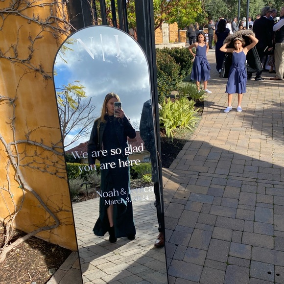 Meet your Posher, Ur - Picture 1 of 1